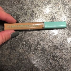 Almay Clear Complexion Concealer-Medium/Deep 400